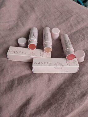 🌸 Wander Beauty On-the-Glow Blush Illuminator, Coral Rose & Sienna Sunset NIB